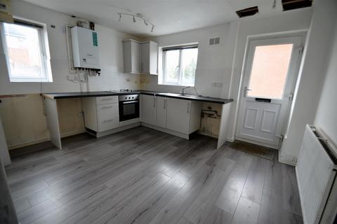 2 bedroom semi-detached house for sale, Heaton Dell, Luton LU2