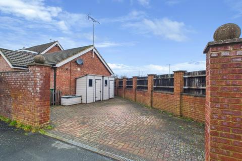 2 bedroom detached bungalow for sale, Dormer Avenue, Wing, Buckinghamshire, LU7