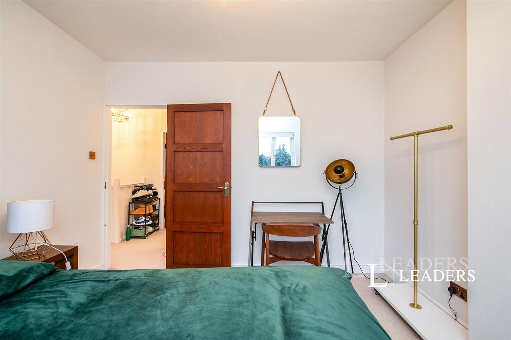 Bedroom2