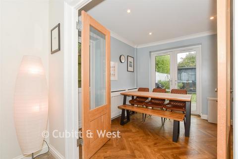 3 bedroom semi-detached house for sale, Hillcrest Drive, Ashington RH20