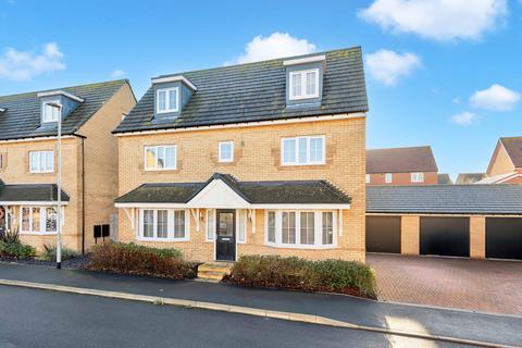5 bedroom detached house for sale, Tanner Drive, Godmanchester PE29