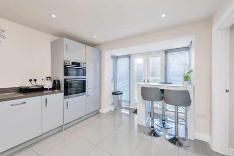 5 bedroom detached house for sale, Tanner Drive, Godmanchester PE29