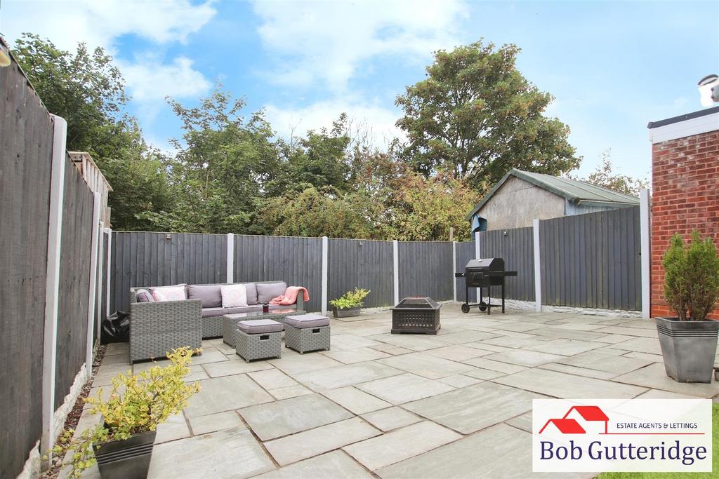 Enclosed landscaped rear garden