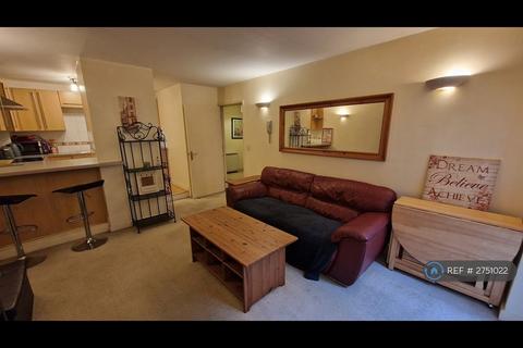 1 bedroom flat to rent, Rusholme, Manchester, M14