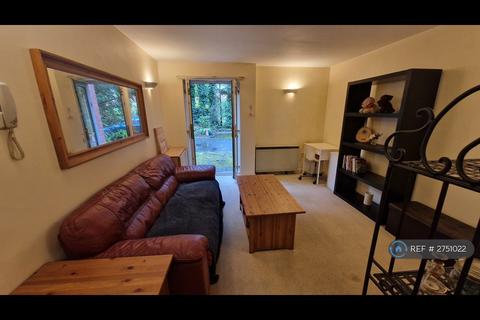 1 bedroom flat to rent, Rusholme, Manchester, M14