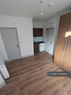 1 bedroom in a house share to rent, A, Thornton Heath, CR7