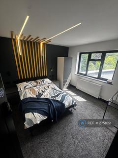 1 bedroom in a house share to rent - Bishop Ken Road, Harrow, HA3