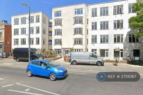 3 bedroom flat to rent, West Mansions, Bournemouth, BH4
