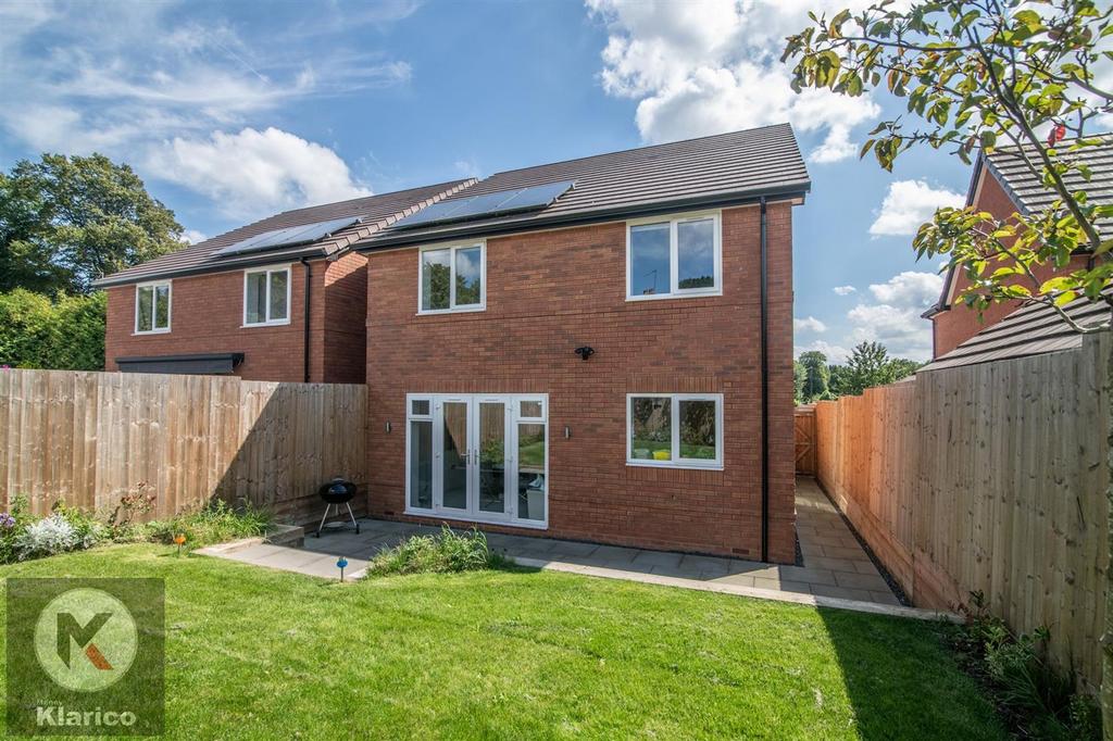 7 A,Warwick Gardens-27.jpg