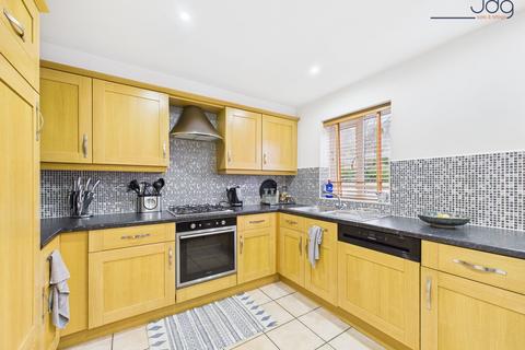 undefined, Gleneagles Drive, Lancaster, LA1