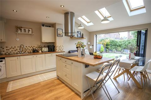 2 bedroom semi-detached house for sale, Kentstone Avenue, Heaton Mersey, Stockport, SK4