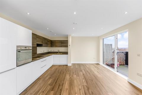 2 bedroom flat to rent, Grant House, 263 High Street, Walthamstow