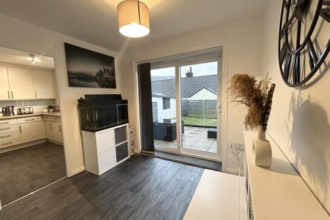 3 bedroom semi-detached house for sale, Beechwood Road, Halifax HX2