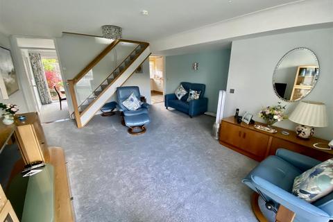 undefined, Fairlawn, Swindon SN3
