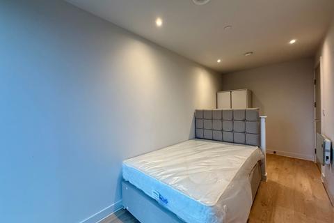 1 bedroom apartment to rent, Waterhouse Gardens, Manchester M3