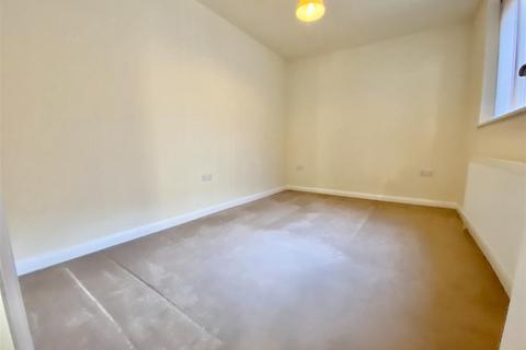 undefined, Reginald Street, Luton, LU2 7QZ