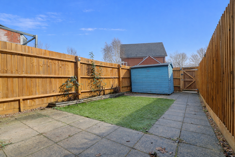 4 bedroom terraced house to rent, Portland Road, Buckinghamshire HP11