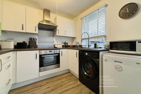 3 bedroom semi-detached house for sale, Wintergreen Gardens, Newport, Isle of Wight