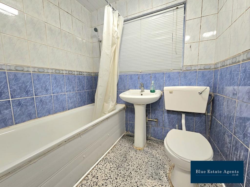 Bathroom Suite