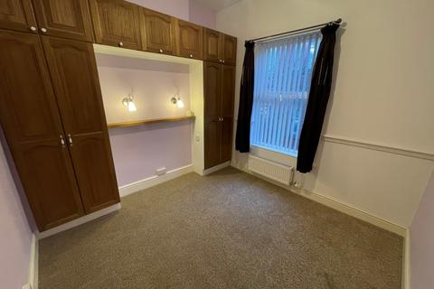 3 bedroom terraced house to rent, Poulton Street Preston PR2 2SA