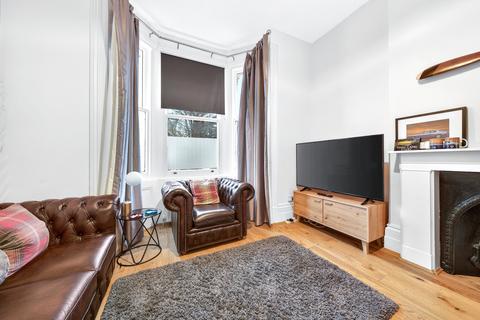 1 bedroom flat for sale, Percy Road, London W12