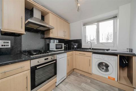 1 bedroom flat to rent, Sussex Gardens, London W2