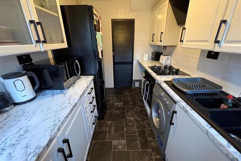 3 bedroom semi-detached house for sale, Penfield Grove, Clayton