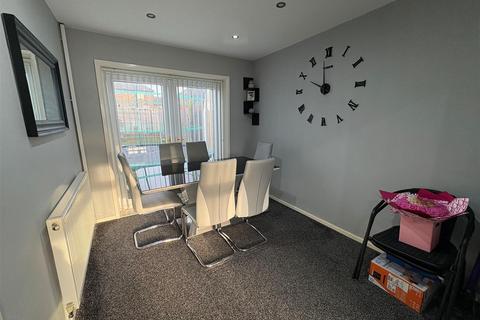 3 bedroom semi-detached house for sale, Penfield Grove, Clayton