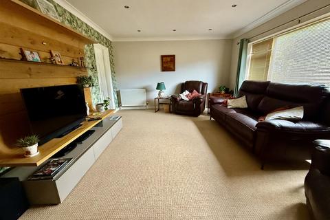 4 bedroom detached house for sale, Leith Road, Darlington