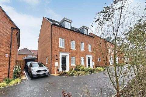 undefined, Saki Close, Aylesford