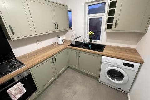 2 bedroom flat for sale, Lisle Grove, Howdon, North Shields, NE28 0LS