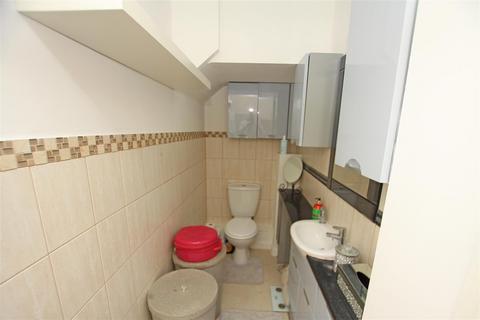 2 bedroom terraced house for sale, Barham Close, Bournemouth