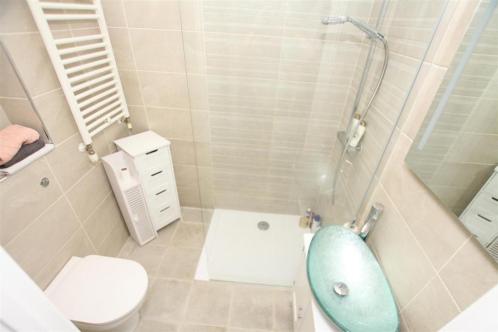 Shower room.jpg