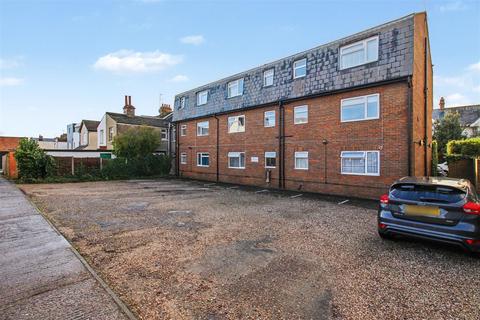 1 bedroom flat for sale, Glendale Gardens, Leigh-On-Sea