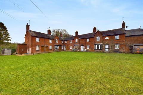 undefined, The Square, Uttoxeter ST14