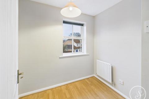 3 bedroom detached house to rent, Woodlea Fold, Meanwood, Leeds LS6