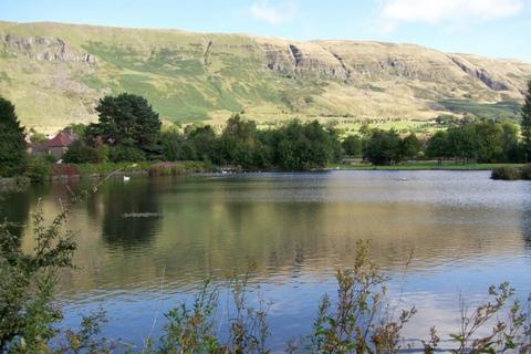 undefined, Carlins Place, Lennoxtown G66
