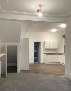 1 bedroom maisonette to rent, Sherwood Park Road, Sutton SM1