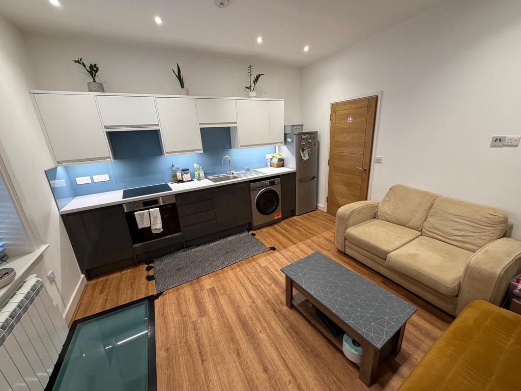 Kitchen-Living Room