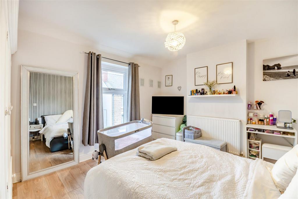 8675050-interior14.jpg