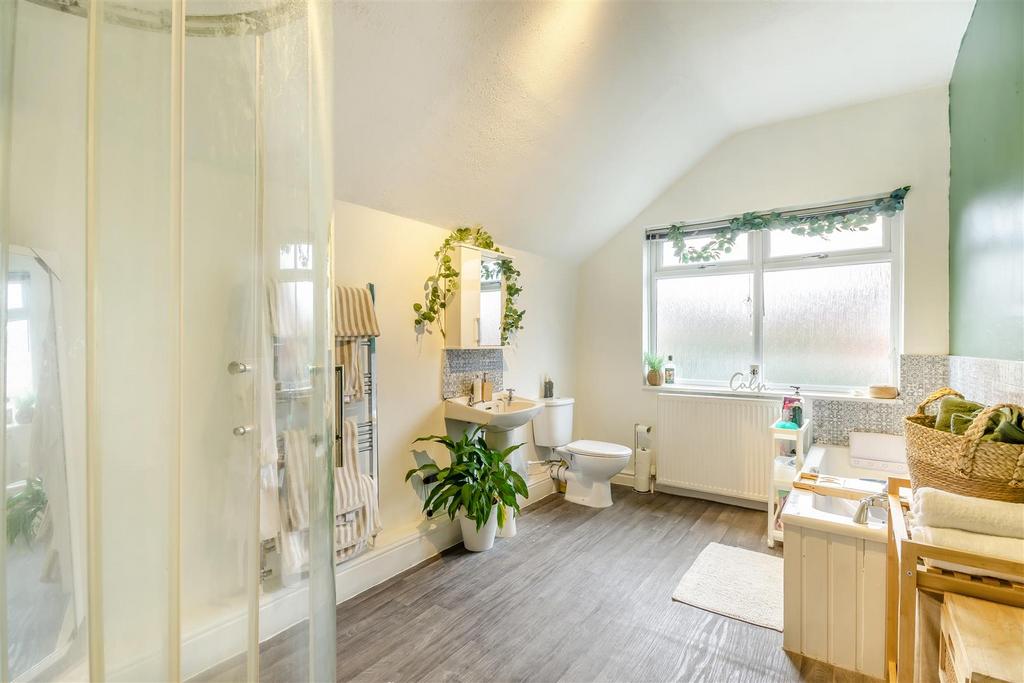 8675050-interior21.jpg