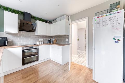 3 bedroom terraced house for sale, Orchard Close, Heartsease