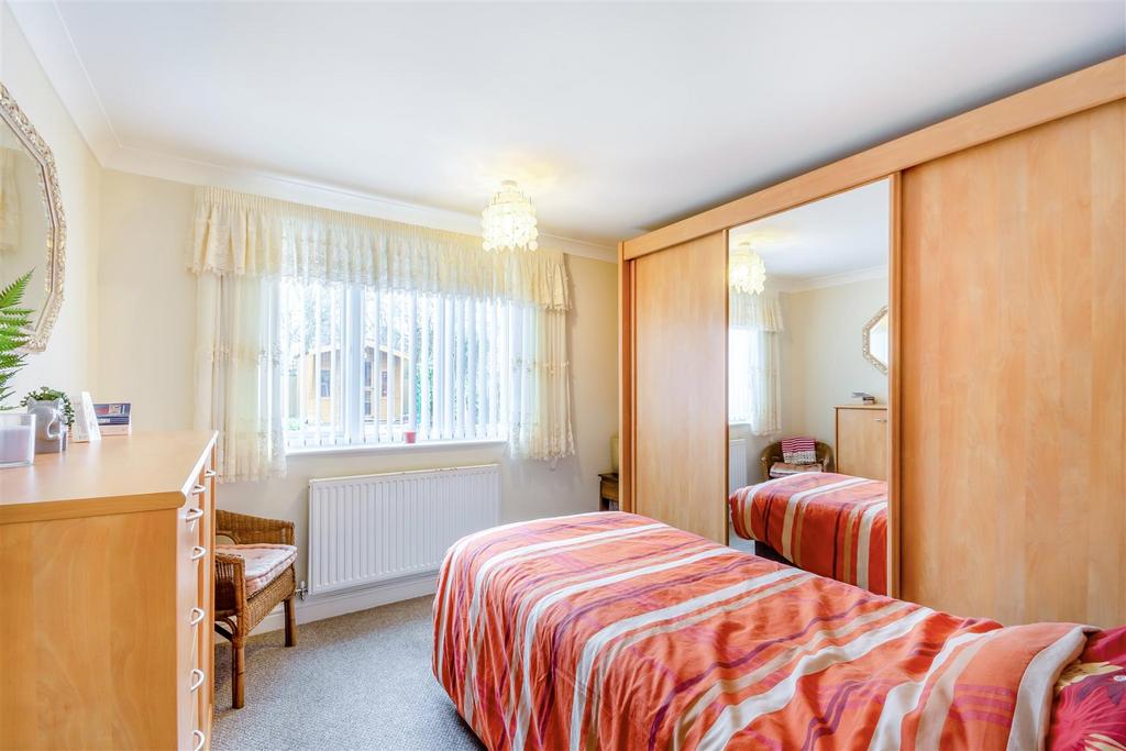 8673956-interior11.jpg
