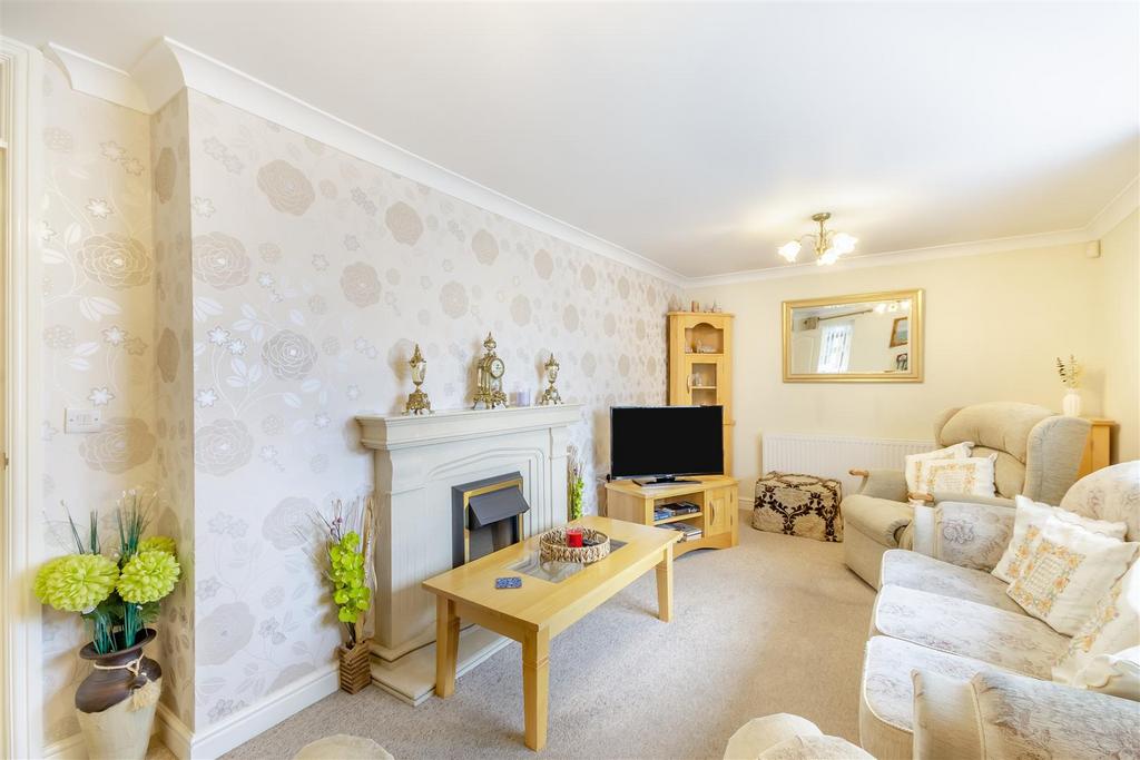 8673956-interior03.jpg