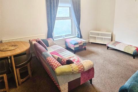 2 bedroom flat to rent, Bower Place, Kent ME16