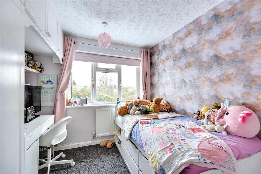 Bedroom 2 2.jpeg