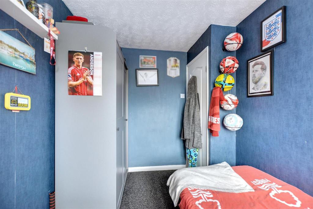 Bedroom 3 2.jpeg