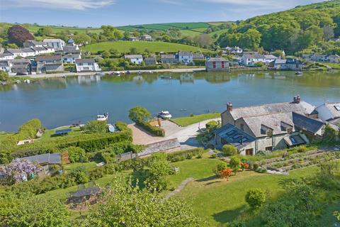 3 bedroom character property for sale, Lerryn