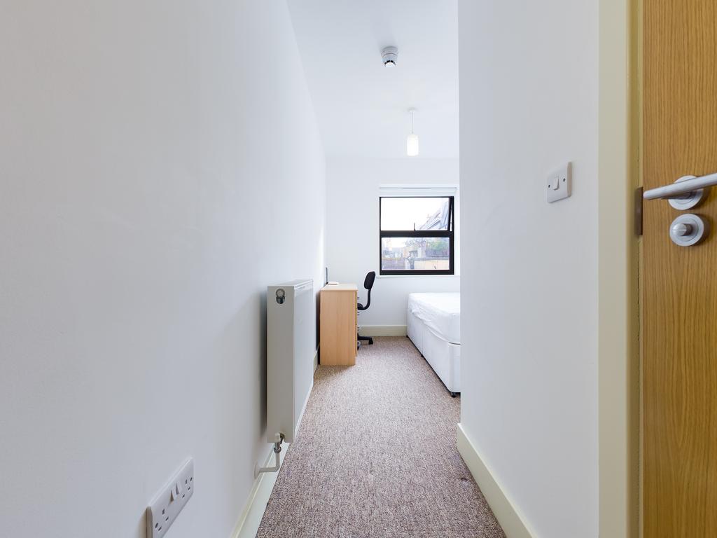 Room 9
