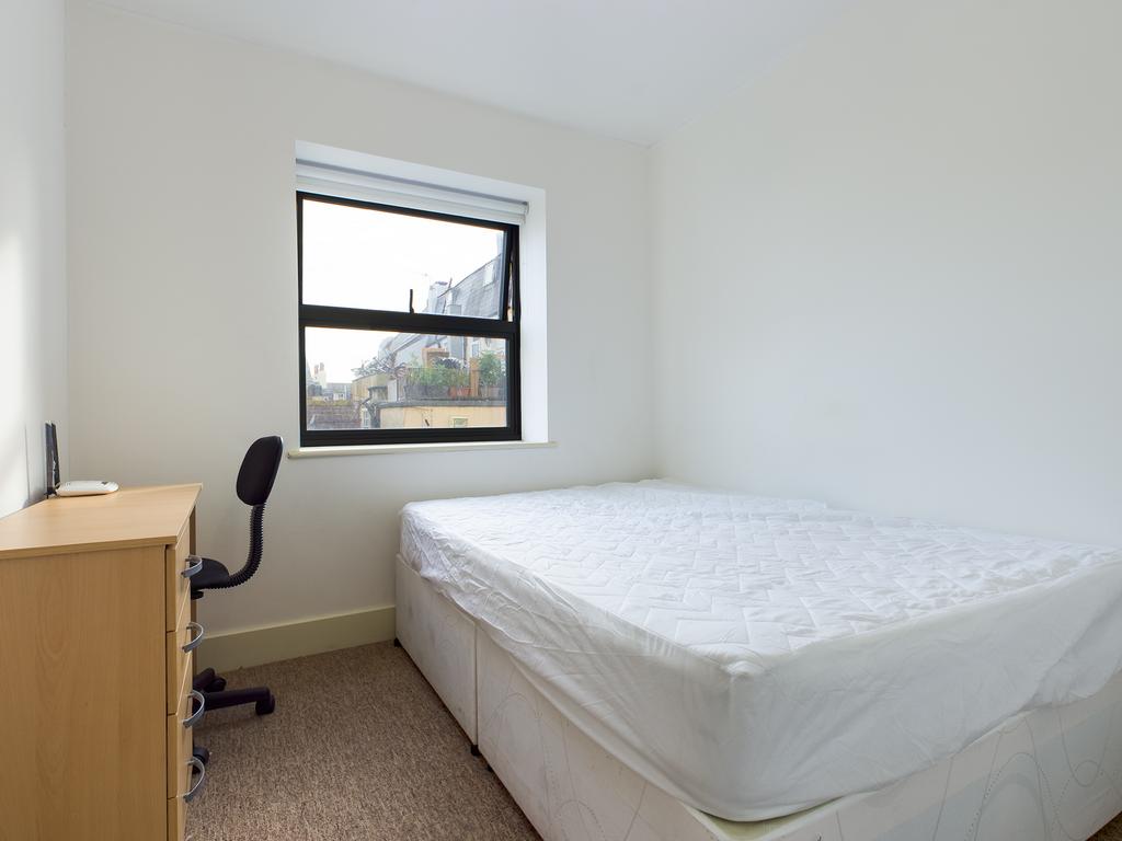 Room 9